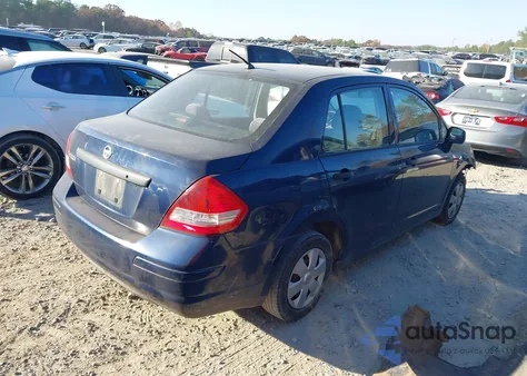2010 Nissan Versa 1.6 из США, поврежденный, VIN 3N1CC1AP1AL403644